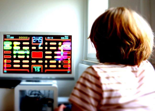 Video gaming offers new, exciting way to educate children, researcher says