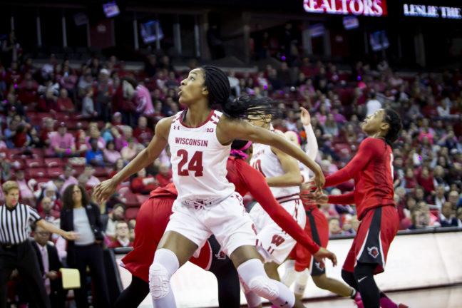 Womens+basketball%3A+Badgers+take+last+home+game+en+route+of+consecutive+wins