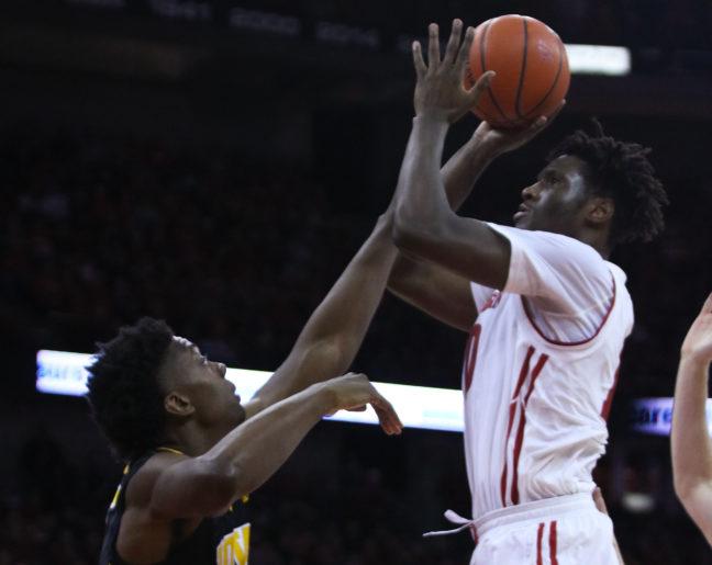 Mens basketball: Bohannon blood stuns No. 22 Wisconsin as UW blows late 9-point lead