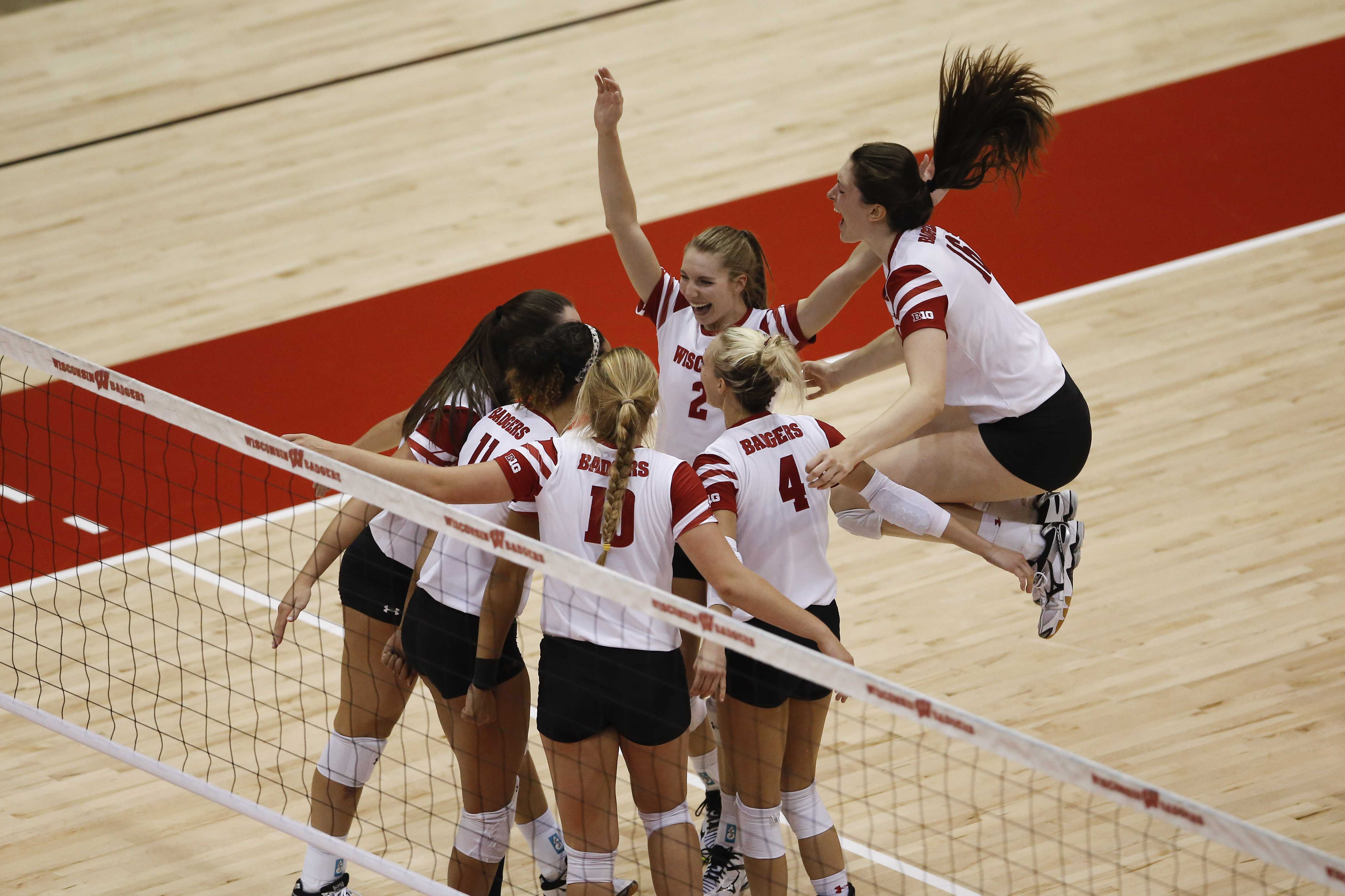 Volleyball: Wisconsin heads to Kansas State for weekend tournament ...