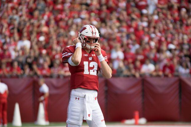 Football: Wisconsin almost manages to upset Ohio State, falls short in last two minutes of play
