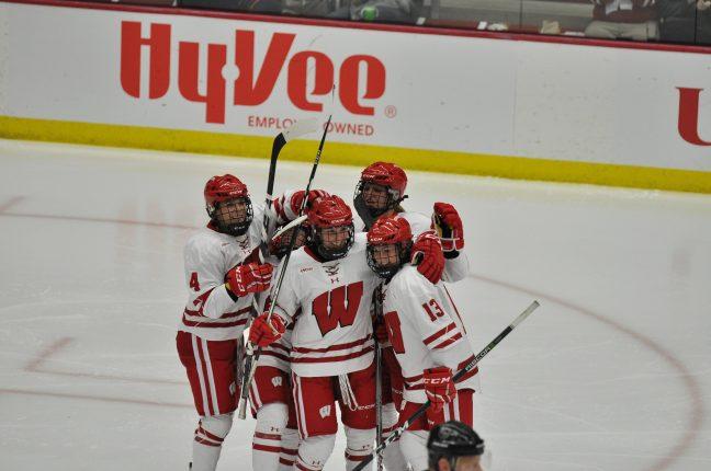 Womens hockey: Badgers head to Mankato for first WCHA series of season