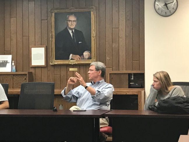 Charlie Sykes meets with students, faculty to discuss journalism, conservatism