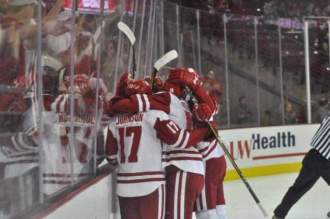 Mens+hockey+heads+to+Green+Bay+for+non-conference+series+against+Northern+Michigan