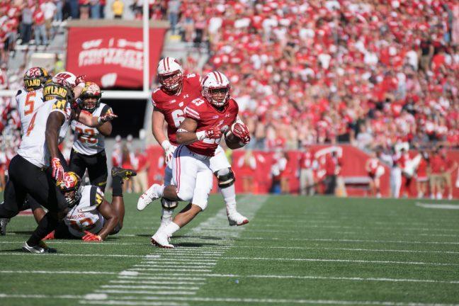 Football: Badgers welcome Spartans to Camp Randall in Big Ten Matchup