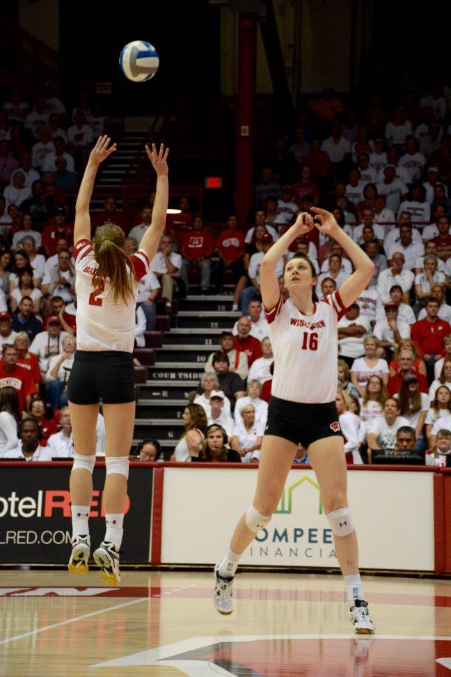 Volleyball: Badgers falter in tough matchup versus No. 6 Gophers, Purdue up next