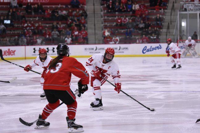 Womens hockey heads to D.C. for exciting post-Thanksgiving series
