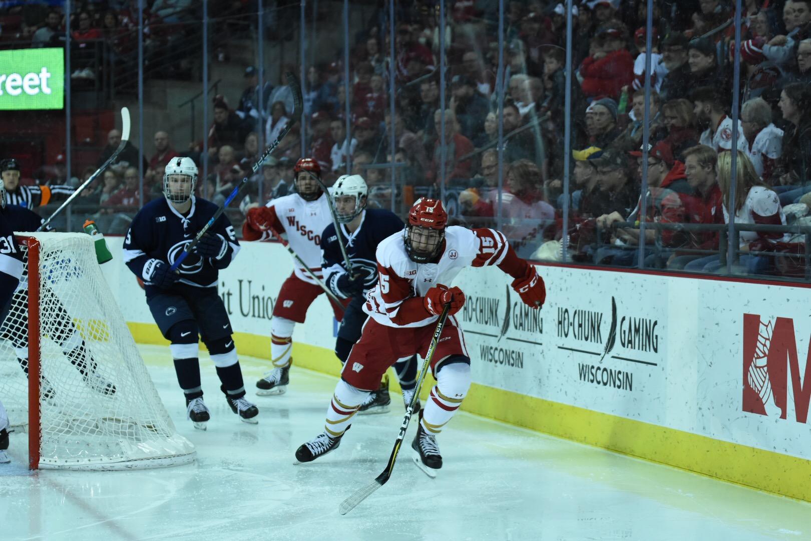 Men’s Hockey: Badgers Prepare For Border Battle Series Against Gophers ...