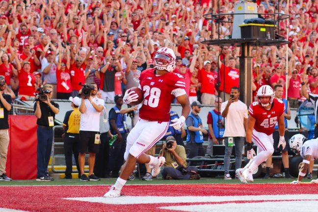 Football: Badgers open up Big Ten play, hope to bounce back against Hawkeyes