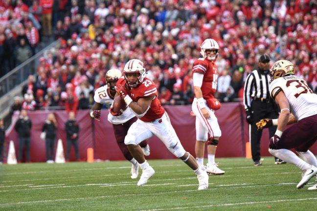 Football: After season of heartbreak, Wisconsin finds redemption in 35-3, Pinstripe Bowl win over Miami