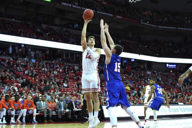 Mens basketball: Badgers head to Bahamas to compete in Battle 4 Atlantis