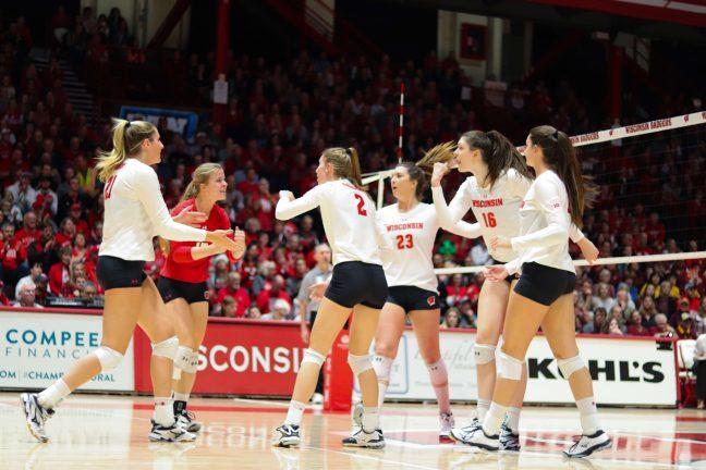 Womens Volleyball: Kelly Sheffield shines light on team depth for upcoming season