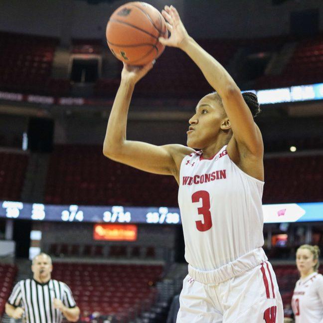 Women’s basketball: Badgers upset Spartans, fall to Buckeyes in Columbus in jam-packed weekend
