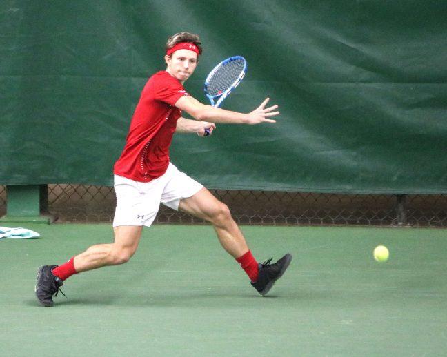 Mens Tennis: Minnesota dominates Badgers in first conference match following victory over Wright State