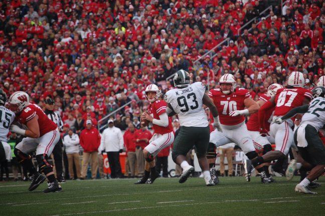 Football: Last-chance hope for CFP lies in undefeated Buckeyes