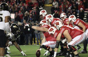 Football: Former Badger Joe Thomas voted into Pro Football Hall of