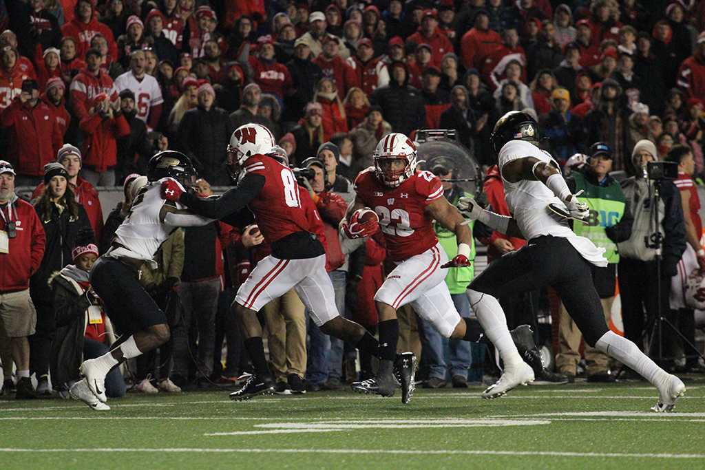 Former Badgers tailback Jonathan Taylor making a push for NFL