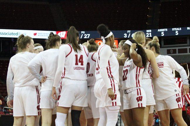 Womens+Basketball%3A+Badgers+fall+to+Golden+Gophers+in+back-and-forth+battle