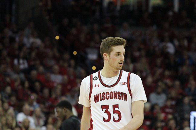Mens Basketball: Badgers look to avoid sweep against Maryland