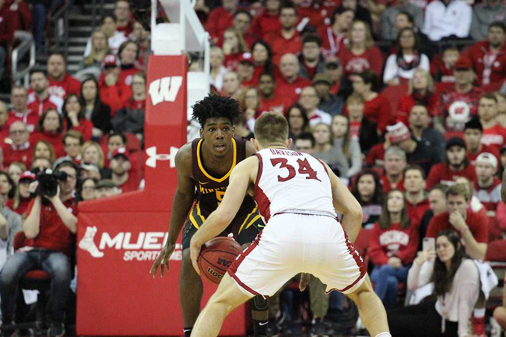 Spartans Down Badgers on the Road, Remain Unbeaten in B1G Play