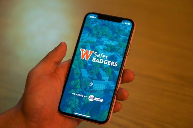 UW implements new COVID-19 testing protocols with Safer Badgers App, mixed reactions from students