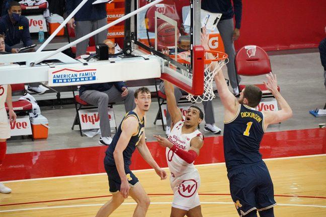 Mens Basketball: Badgers squander opportunity against No. 3 Michigan