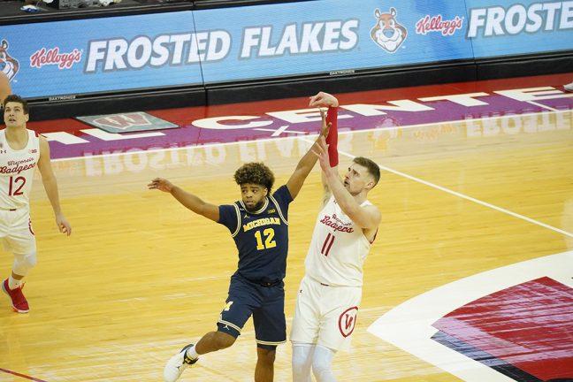 Mens Basketball: Badgers bounce back, defeat Wildcats as NCAA Tournament inches closer