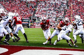 Football: Wisconsin's love for football showcased by historic game at  Lambeau · The Badger Herald