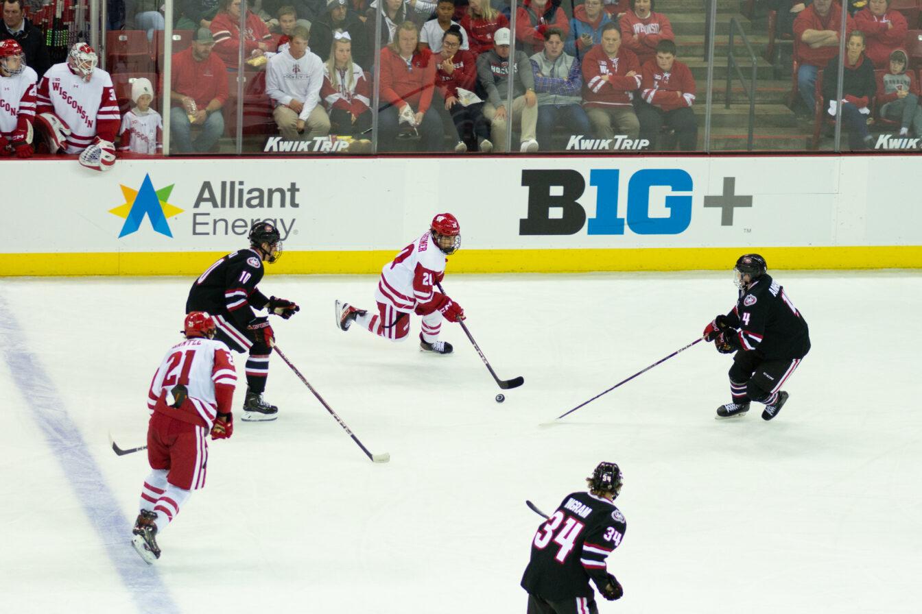 Men’s Hockey: Badgers look to continue momentum in series with Lindenwood