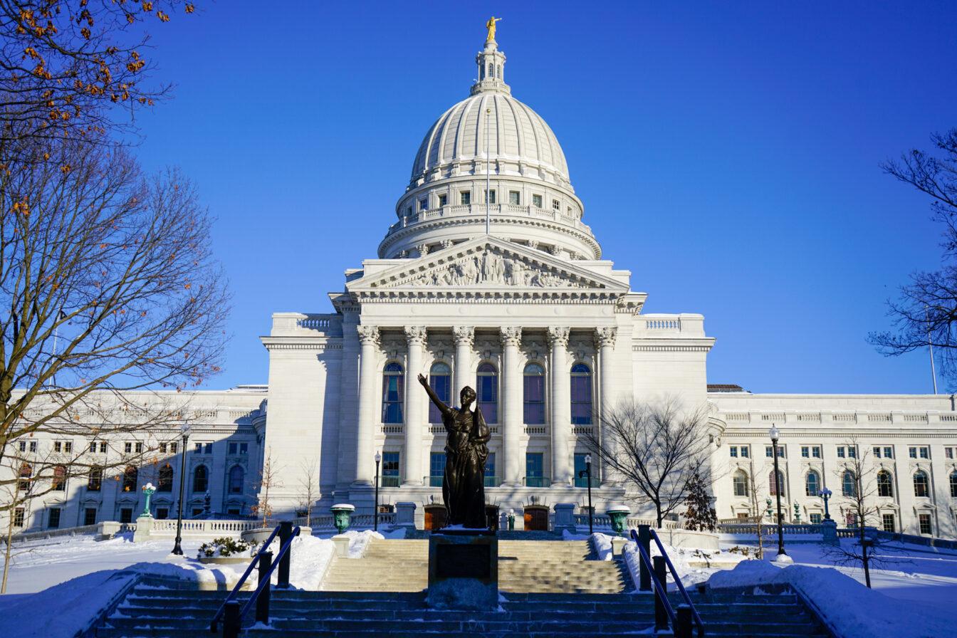 Wisconsin legislators propose Local Journalism Package to revitalize news ecosystem