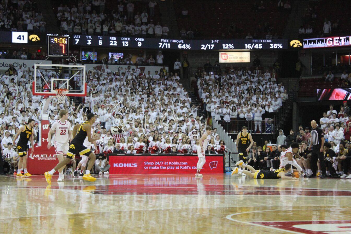 Men’s Basketball: How to improve atmosphere during Kohl Center basketball games