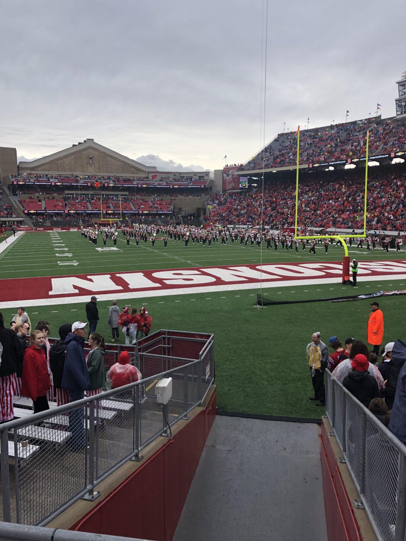 Football: Wisconsin falls short in Pullman for their first loss of the season