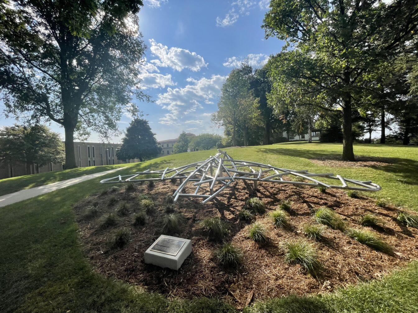 Ho-Chunk sculpture installed on campus 30 years after its creation