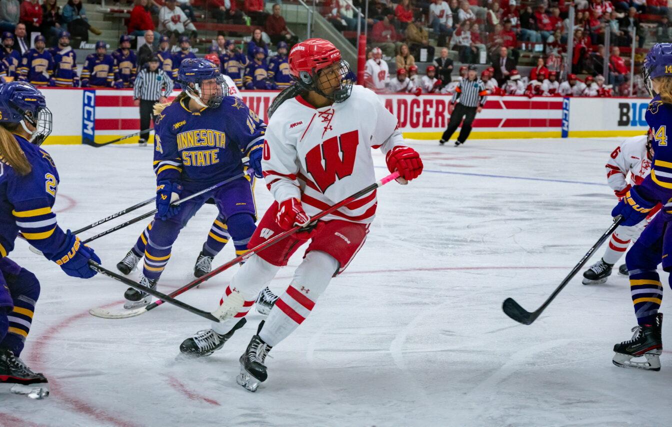 Women%E2%80%99s+Hockey%3A+Wisconsin+suffers+first+setback+of+the+season%2C+swept+in+Columbus