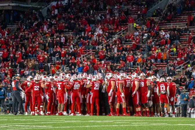 Badger Herald archival photo of the UW football team. November 29, 2023.