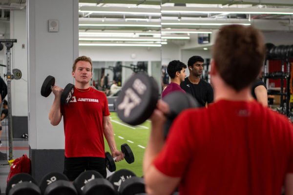 Student lifts weights at the Nicholas Recreation Center. September 30, 2024.