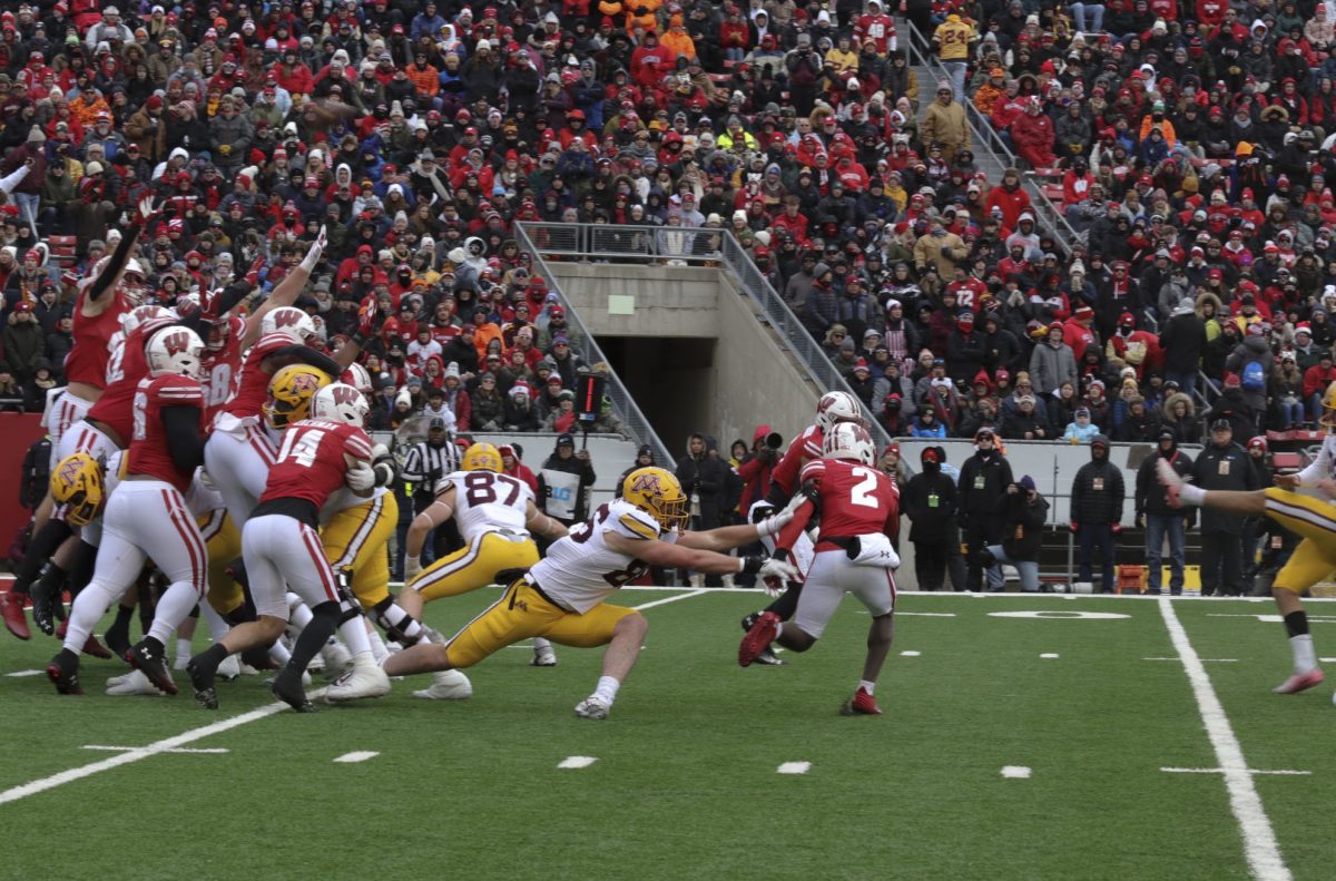 Wisconsin vs. Minnesota 11/29: Senior Day/Axe Game