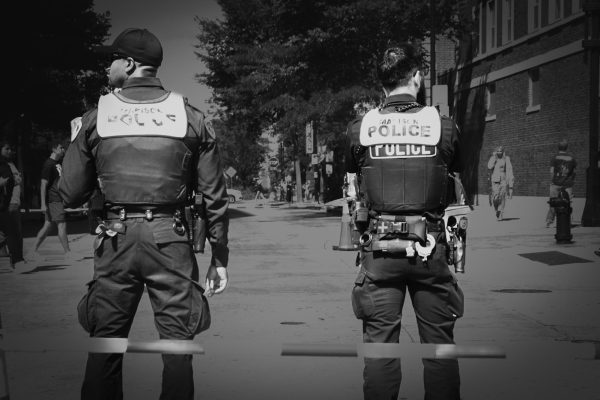 Police officers on State St, 2025.