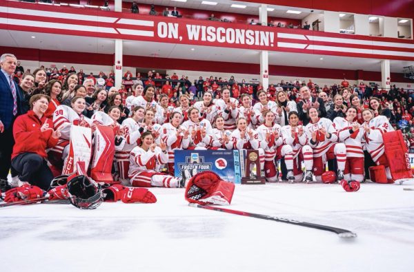 Wisconsin Women’s Hockey celebrates NCAA regional final win over Quinnipiac. March 14, 2026.